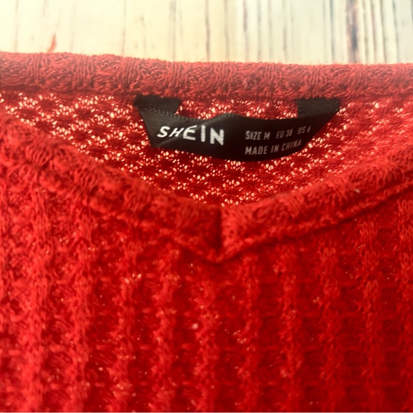 Over the shoulder sweater - Picture 4 of 6